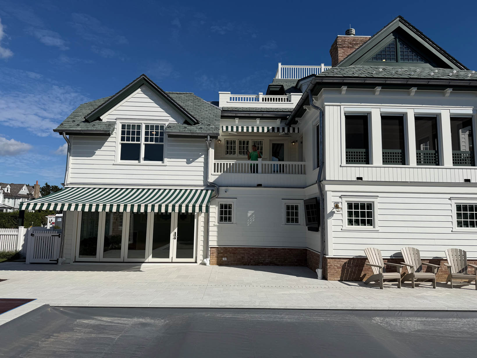 Outdoor awning shade